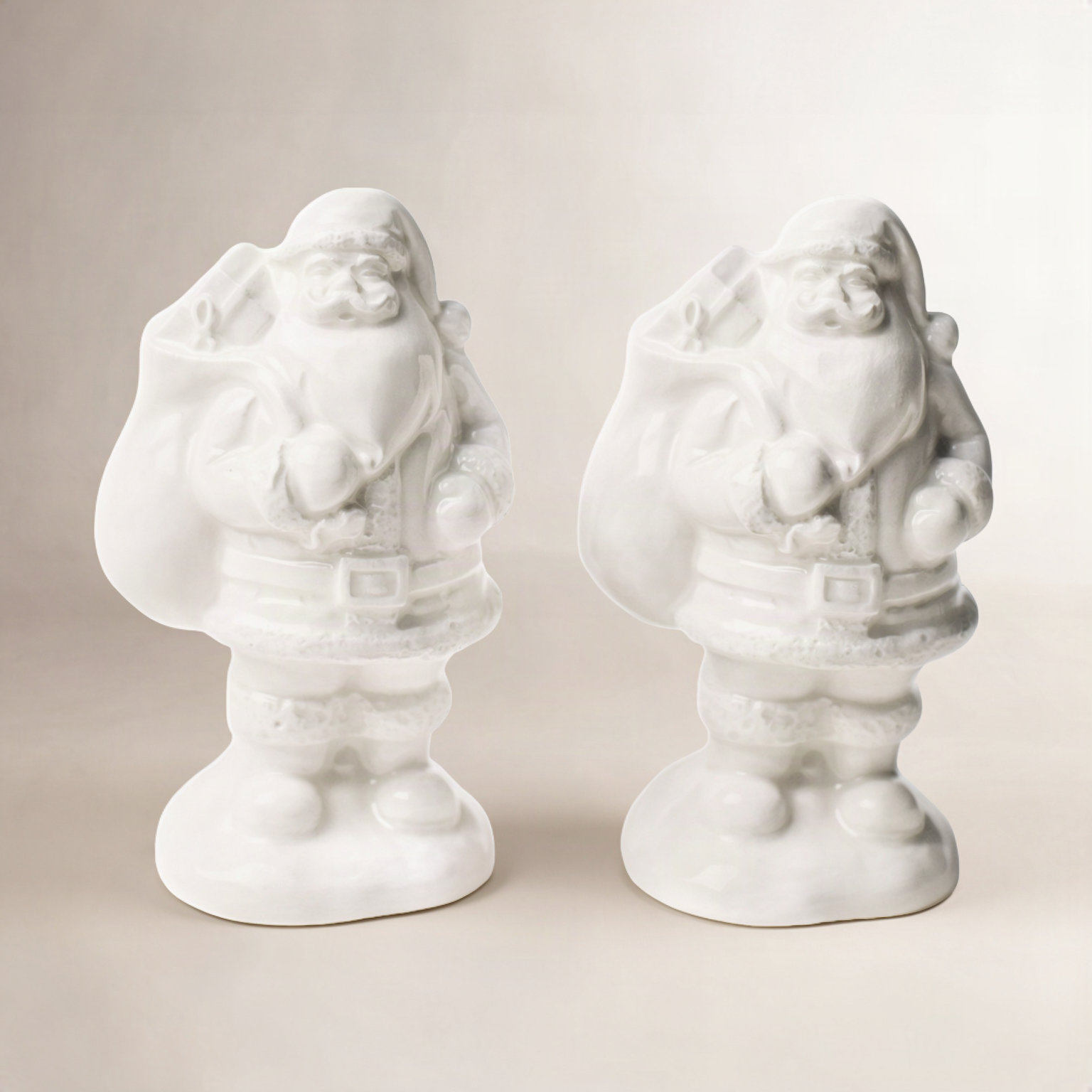 Santa Ceramic Salt and Pepper Shaker Set