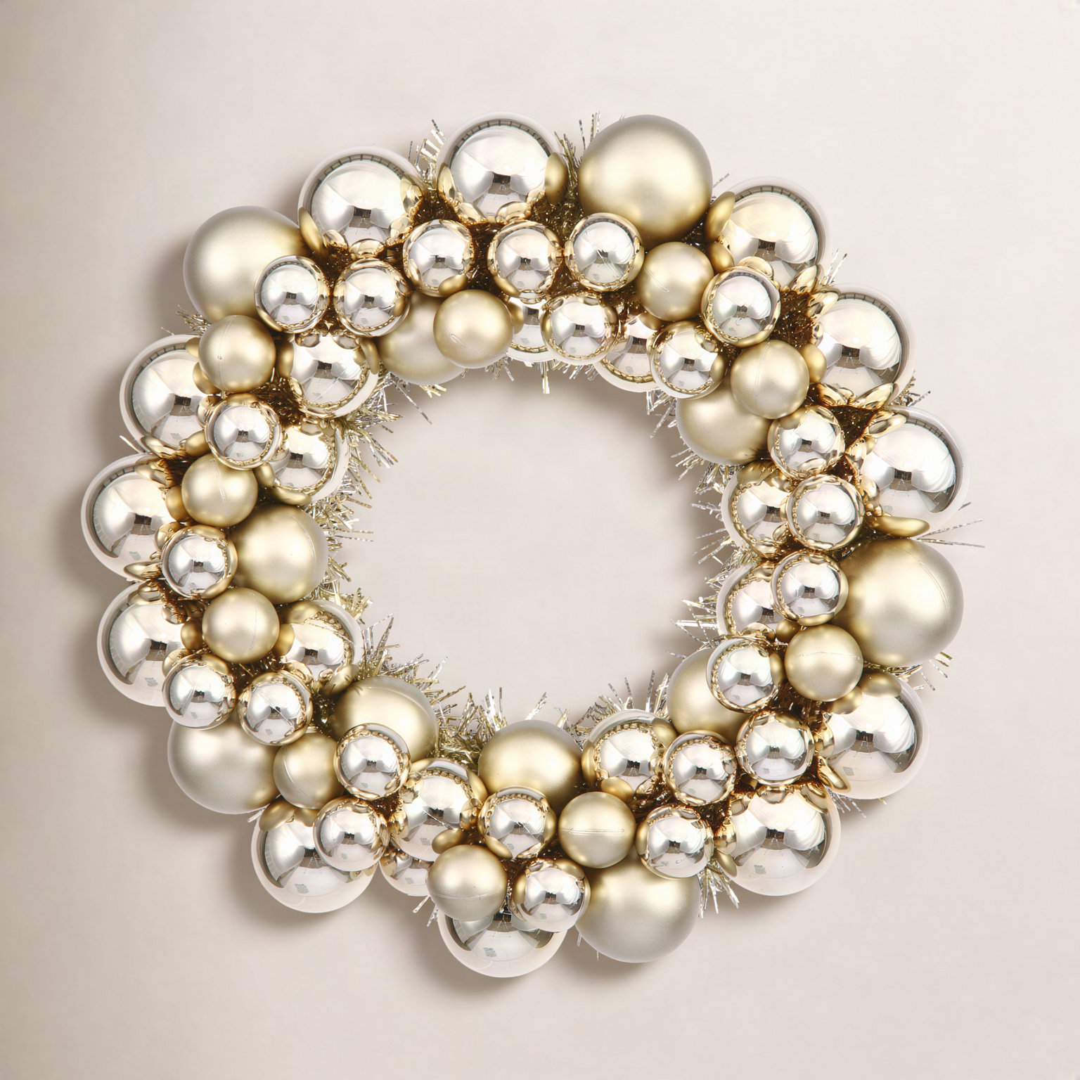 Shiny and Matte Ball Wreath, 12", Gold