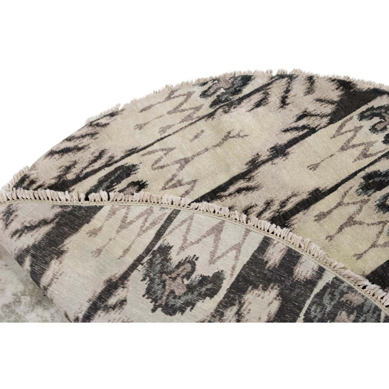 Wool Area Rug in Gray