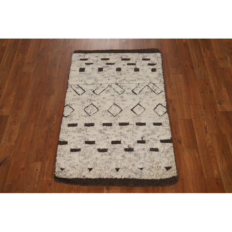 Ivory Wool Moroccan Oriental Accent Rug 2x3