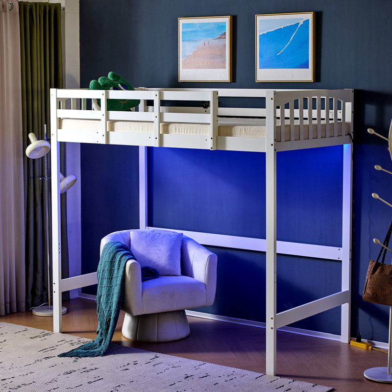 Lit mezzanine simple en bois massif avec station de charge USB / DEL avec barreaux plats, garde-corps de 15 pouces de hauteur, support à lattes de bois sans sommier, blanc