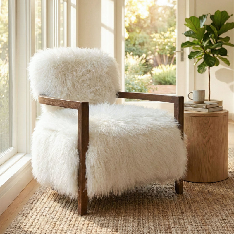 Fauteuil d'appoint rembourré à poils longs Tilton Soft, Blanc