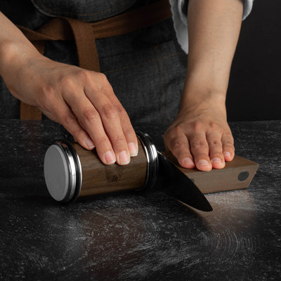 Professional Rolling Knife Sharpener with Magnetic Base - Sharpens at 4 Angles from 15 to 22 degrees - Beech Hardwood with Diamond Disc - Senken Knives 