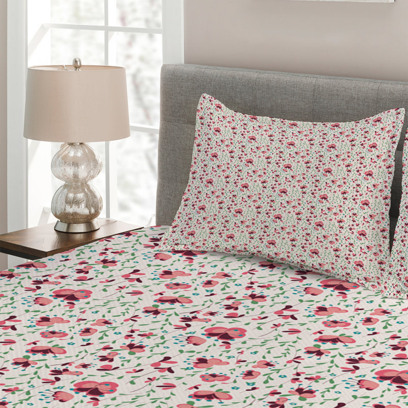 Farmhouse / Country Polyester Floral Coverlet