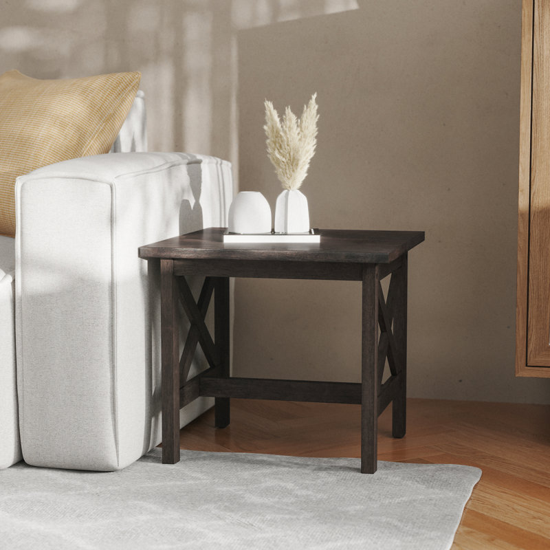 Table de bout en bois massif de style campagnard Cudahy, gris, gris