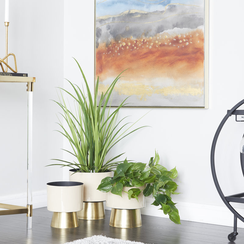 Ensemble de jardinières d'intérieur en métal 3 pièces avec base dorée Badiu, Crème