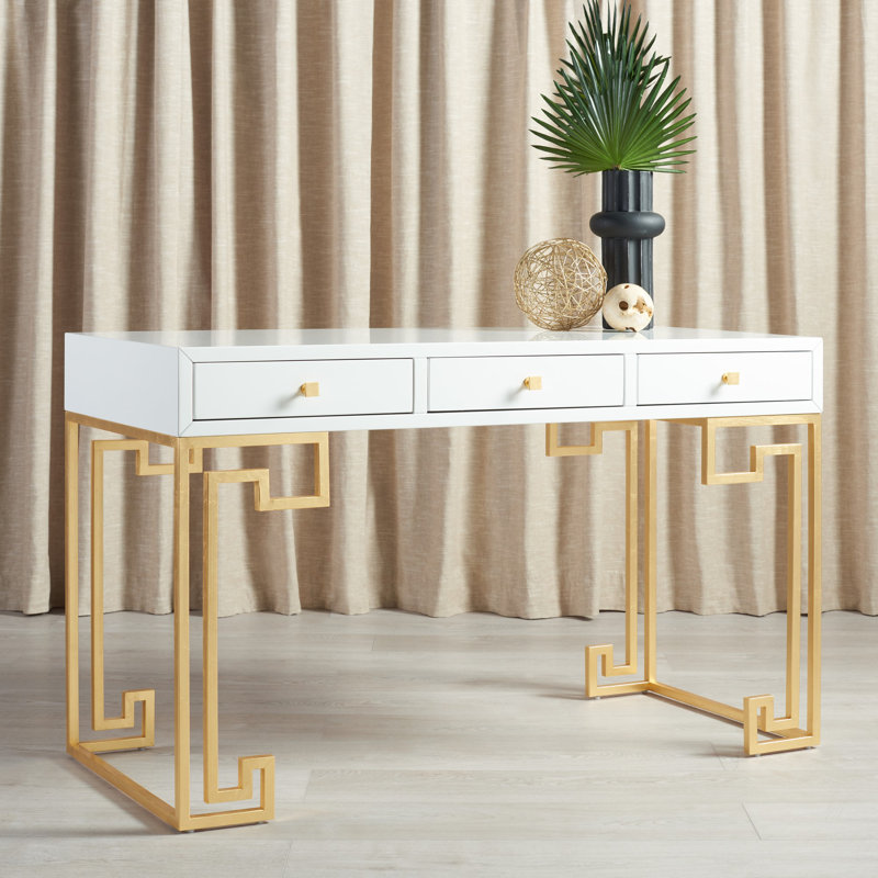 Bureau Hamlig, Laque blanche