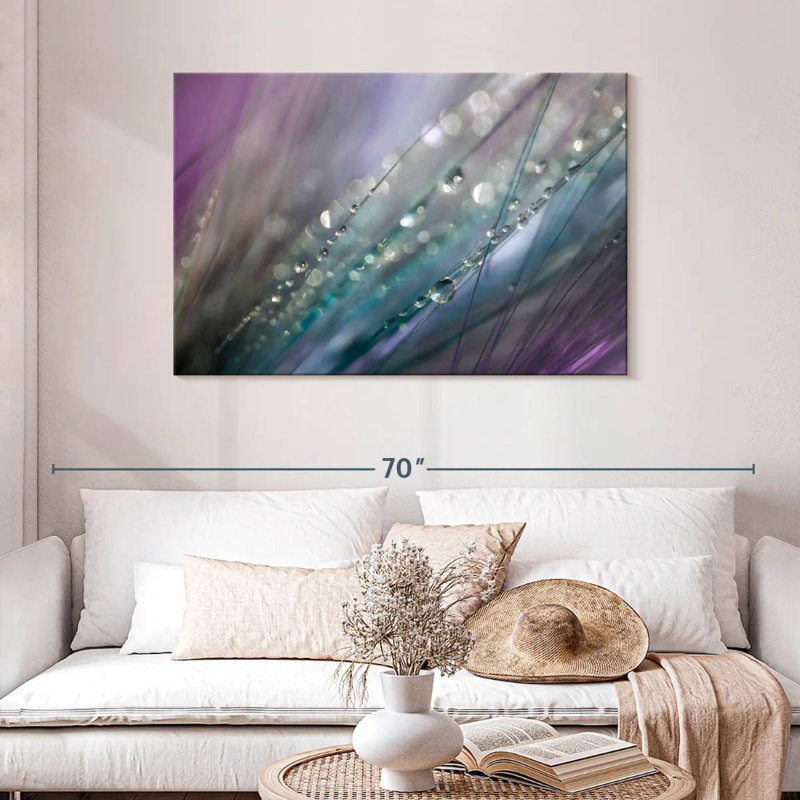 Harnek Dew II, 30" H x 45" W