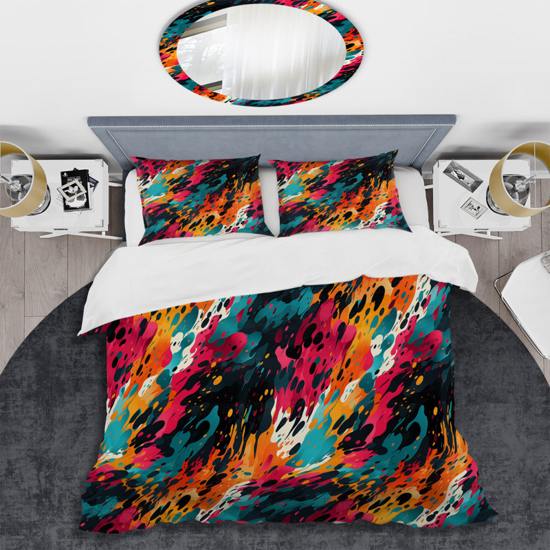 Captivating Neon Pattern - Abstract Duvet Cover Set - Microfiber Polyester, King Duvet Cover + 2 King Shams