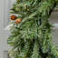 PUZZELWOOD FIR - 26 Inch Wreath with 50 8 Function Lights