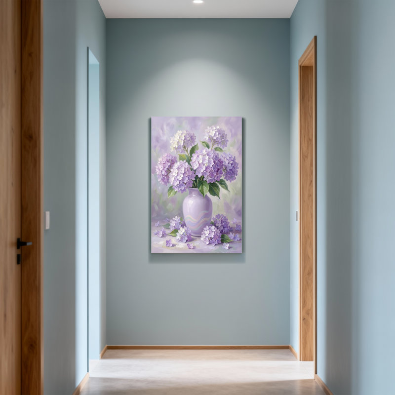 Saint-Valentin Fleurs mauves dans un vase avec feuilles vertes, H 18 po x l 12 po