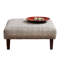 Repose-pieds carré de style contemporain avec motif triangulaire avec coussin en mousse haute densité et finition neutre