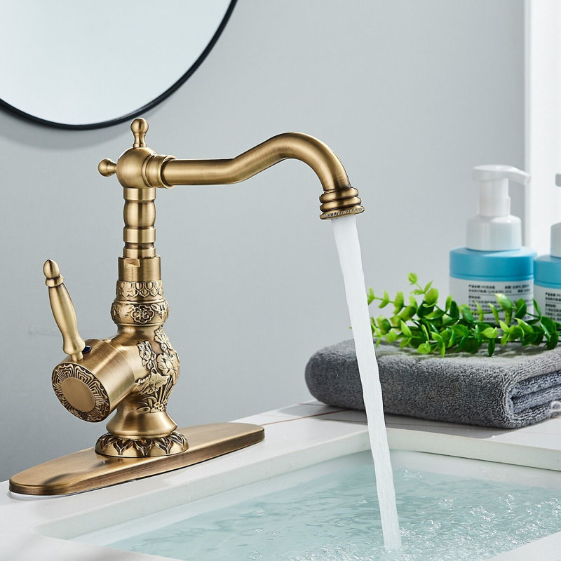 Deck Single-handle Bathroom Faucet with Drain Assembly