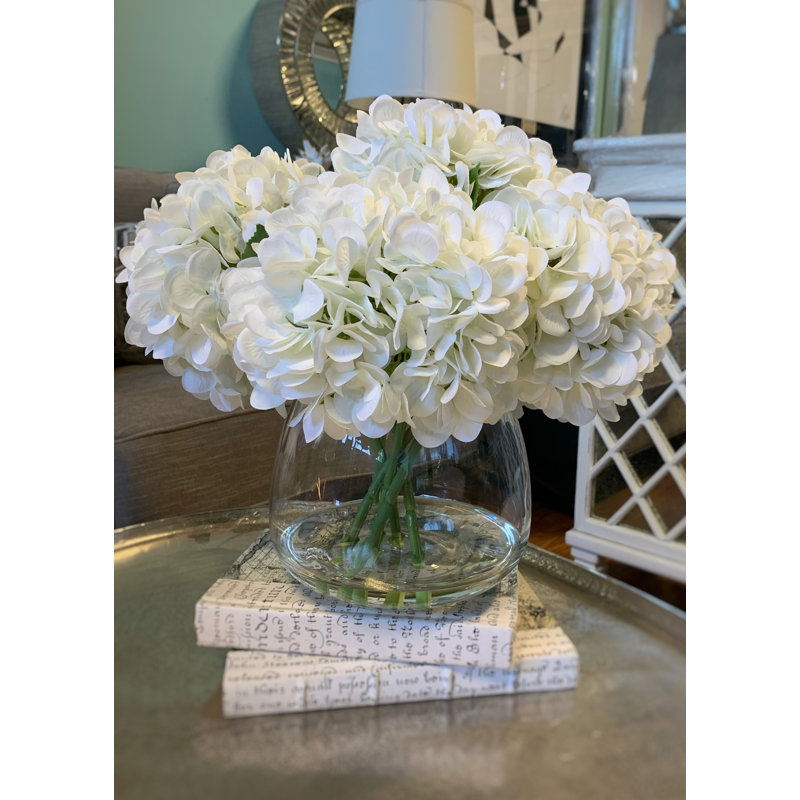 Hortensias en vase, Blanc