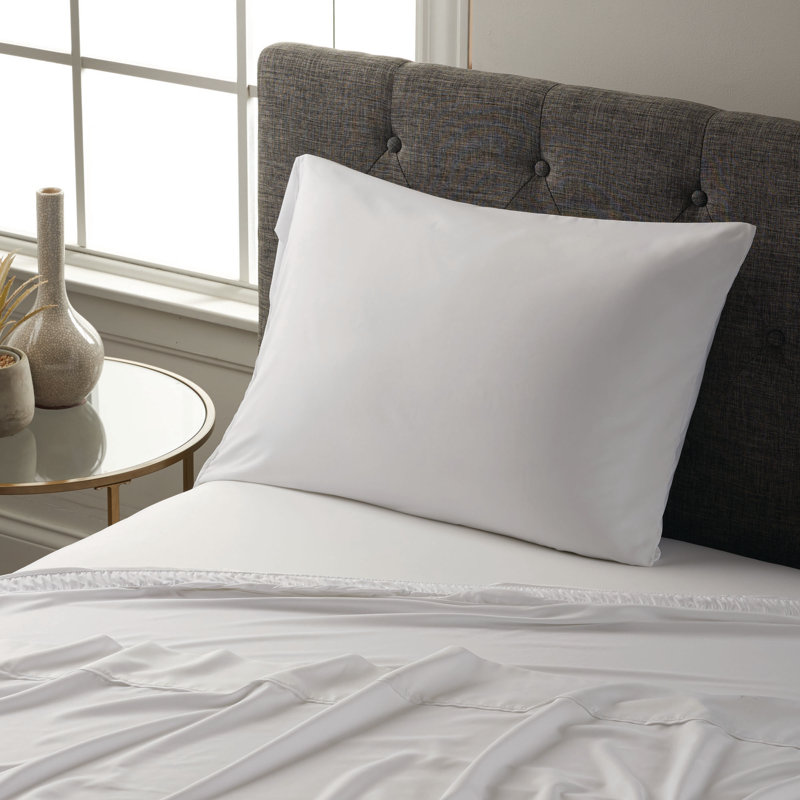 Serta Classic Bedding Bundle, Twin XL Mattress Protector + 2 Additional Pcs.