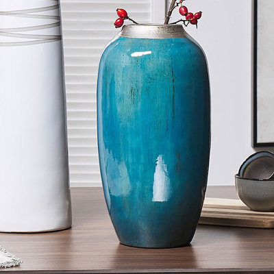 Phina Handmade Terracotta Table Vase