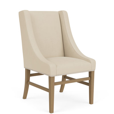 Chaise Therrien