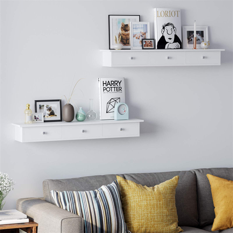 Isalgue Floating Shelf