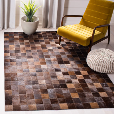 Herrin Hand Woven Leather/Felted Cloth Geometric Rug in Beige/Brown
