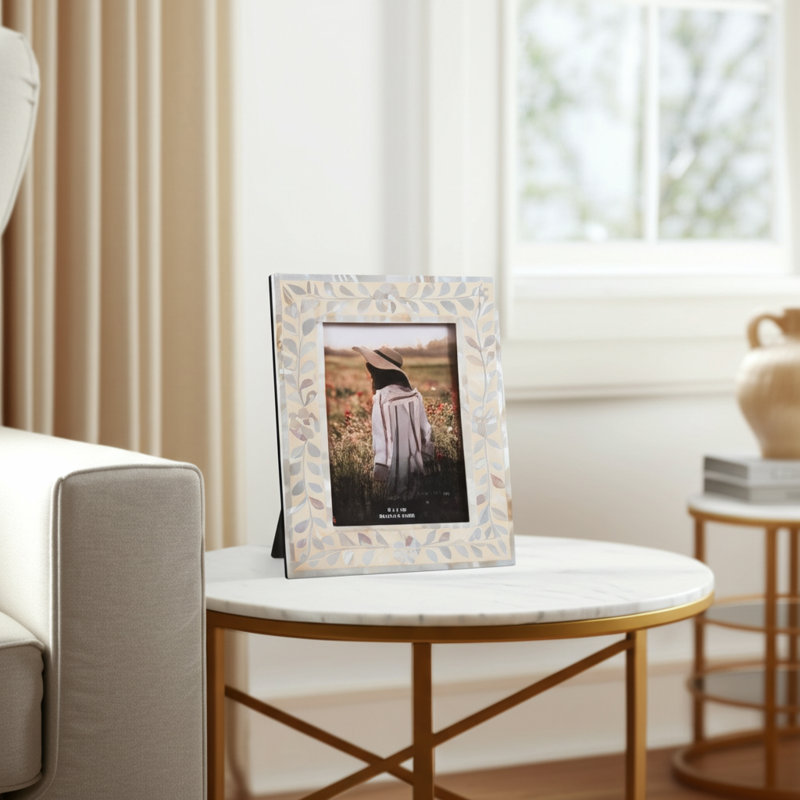Cadre photo élégant avec bordure fleurie et vigne, 5 po x 7 po