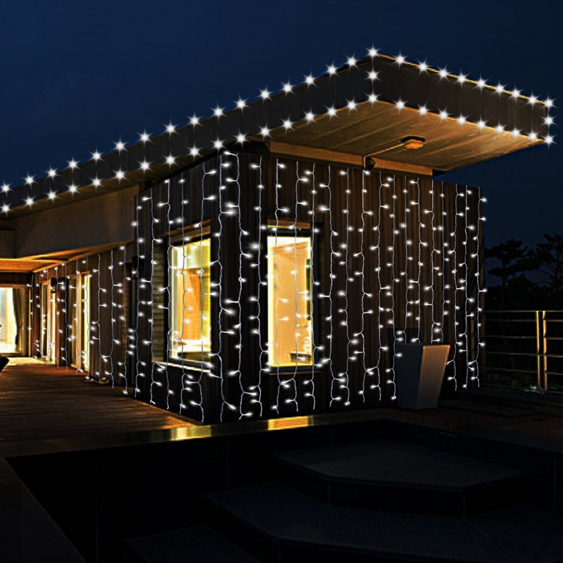 Indoor 300 - Bulb 4'' Plug-in String Light