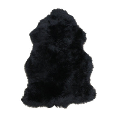 Tapis noir en peau de mouton