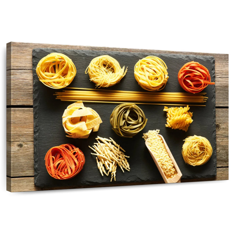 Yarlin Pasta, 16" H x 24" W