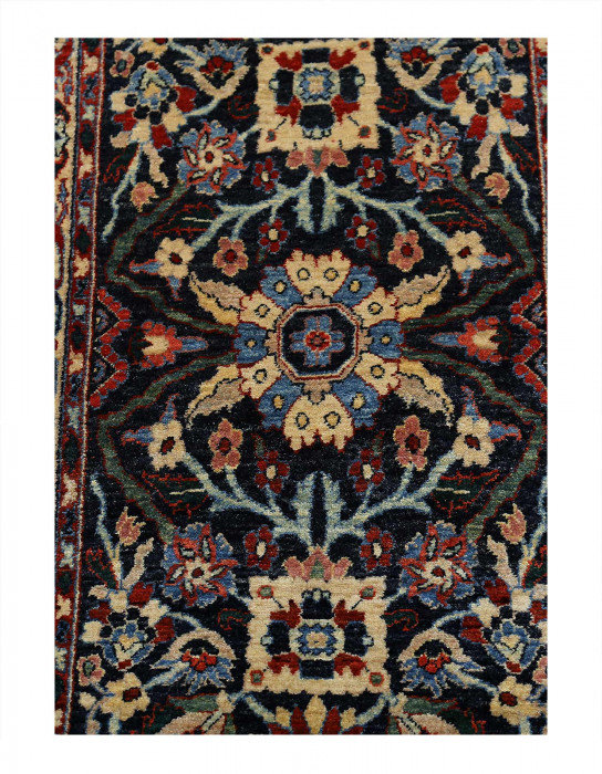 Fine Hand knotted Persian Bidjar runner 2'X 6'6"
