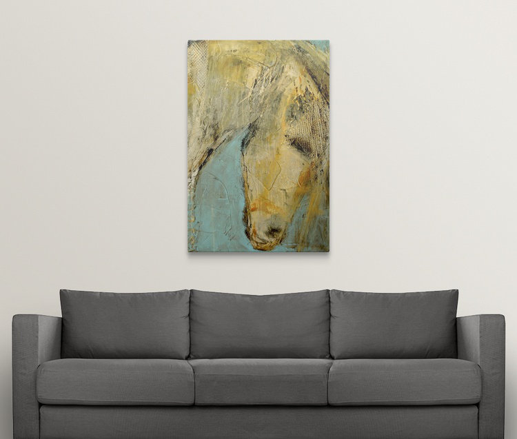 «She's A Beauty» par Aniello, impression, H 24 po x l 16 po x P 1,5 po, Toile