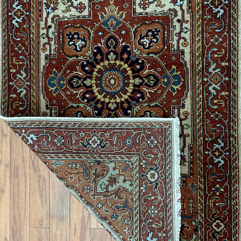  Handmade Heriz Wool Rug
