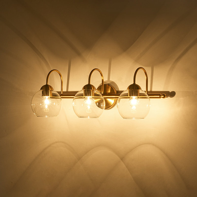 Luminaire de salle de bain à 3 lumières à intensité variable avec abat-jour sphérique