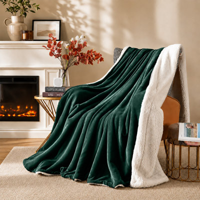 Reversible Sherpa Fleece Blanket | Ultra Soft Warm Throw for Sofa, Bed & Cosy Nights