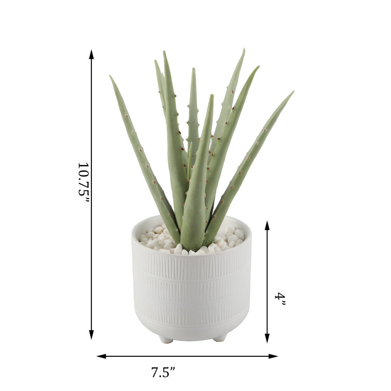 Feuillage artificiel en pot, H 10,75 po x l 7,5 po x P 7,5 po