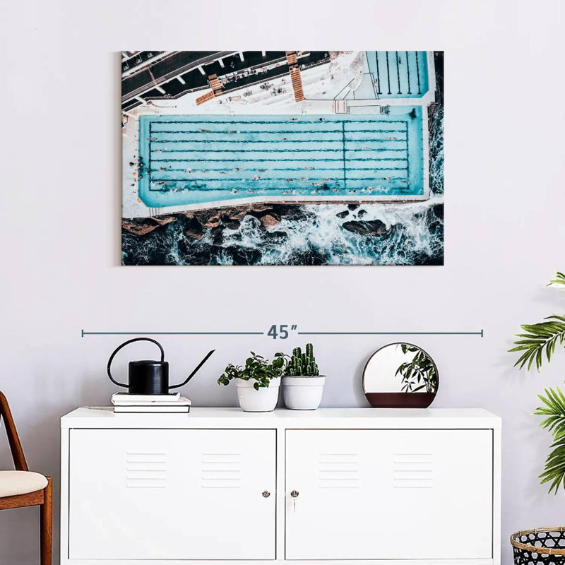 Gillard Bondi Icebergs Swimming Pool, 24" H x 36" W
