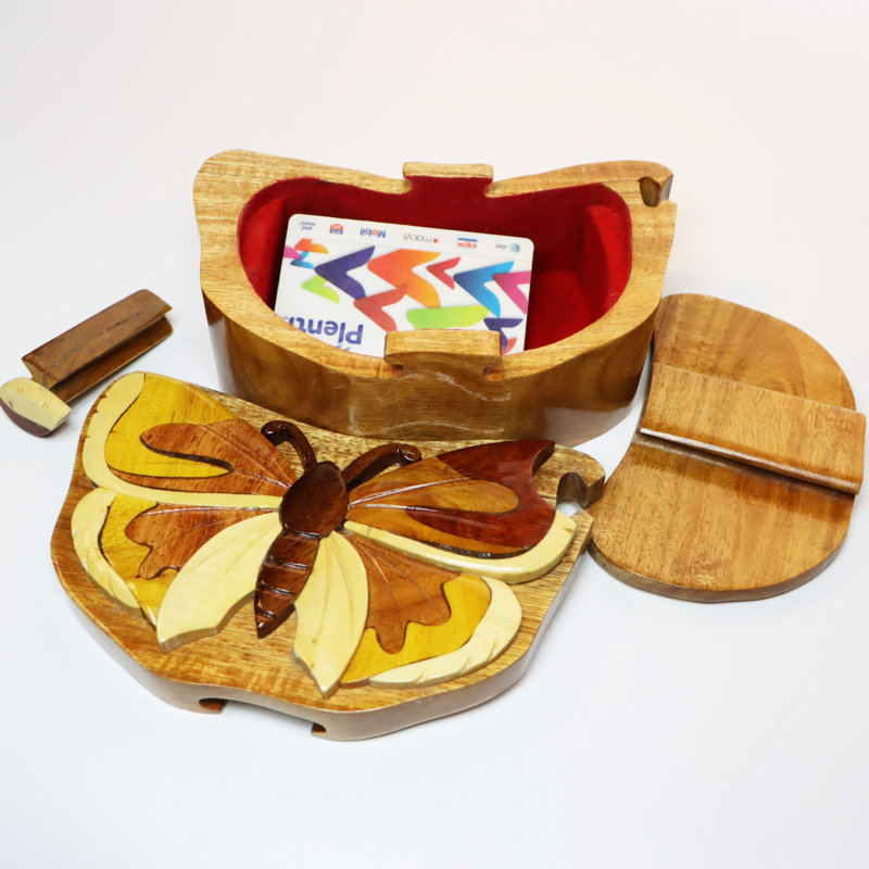 Boîte à puzzle papillon en bois intarsia