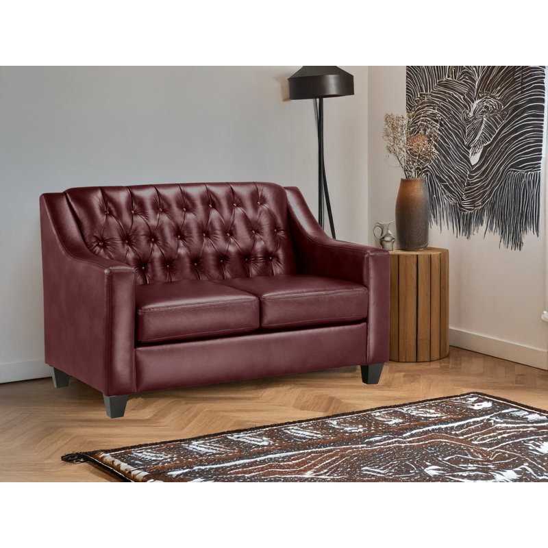 Causeuse à accoudoirs carrés en cuir véritable de 56 po Debolt, Cuir synthétique cerise