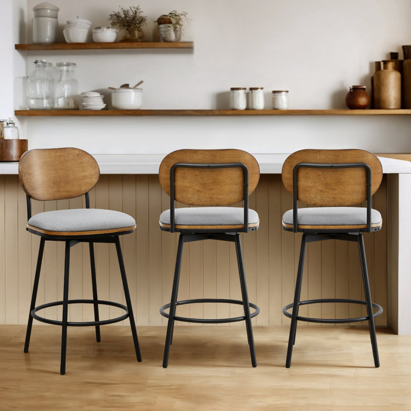 Tabouret pivotant et en métal Avriel, 3, Gris clair, Tabouret de comptoir avec siège d'une hauteur de