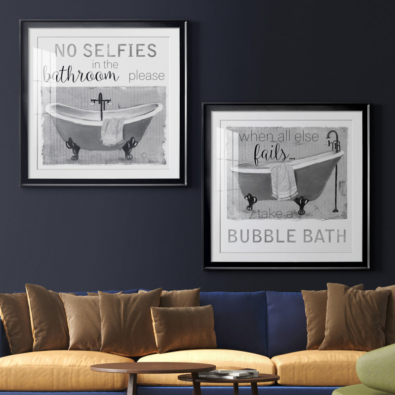 Neutral Selfies Bath - ensemble de 2 reproductions d'impressions, Papier encadré noir, Blanc, H 26,5 po x l 53 po x P 1,5 po