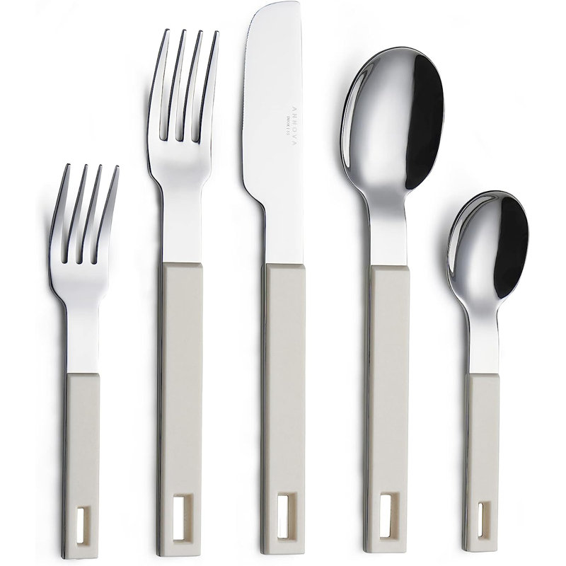 Ensemble de couverts en acier inoxydable Latitude Run® - Service pour 4, Crème