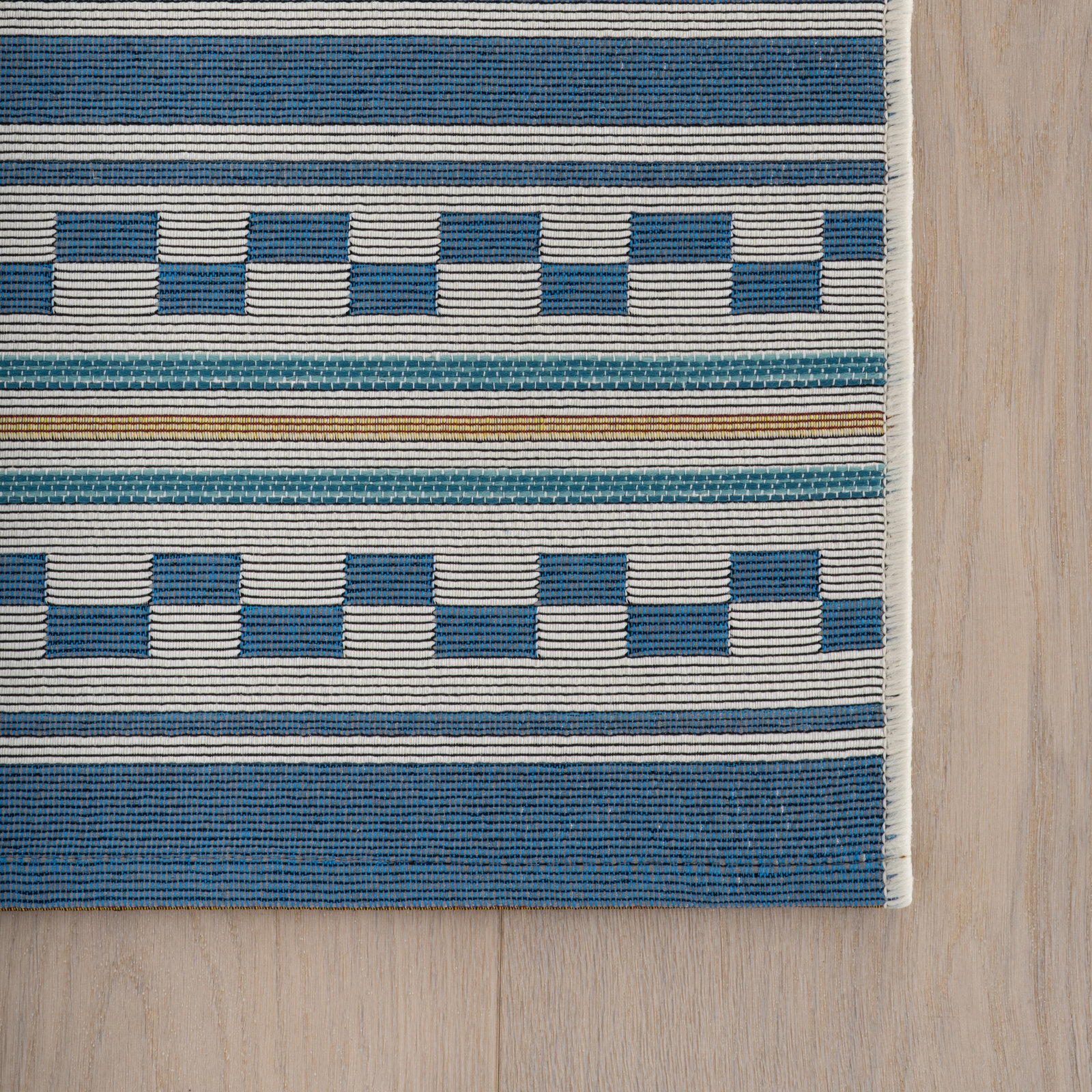 Modern Checkered Indoor Outdoor Rug, Blue, Rectangle 2' x 3'