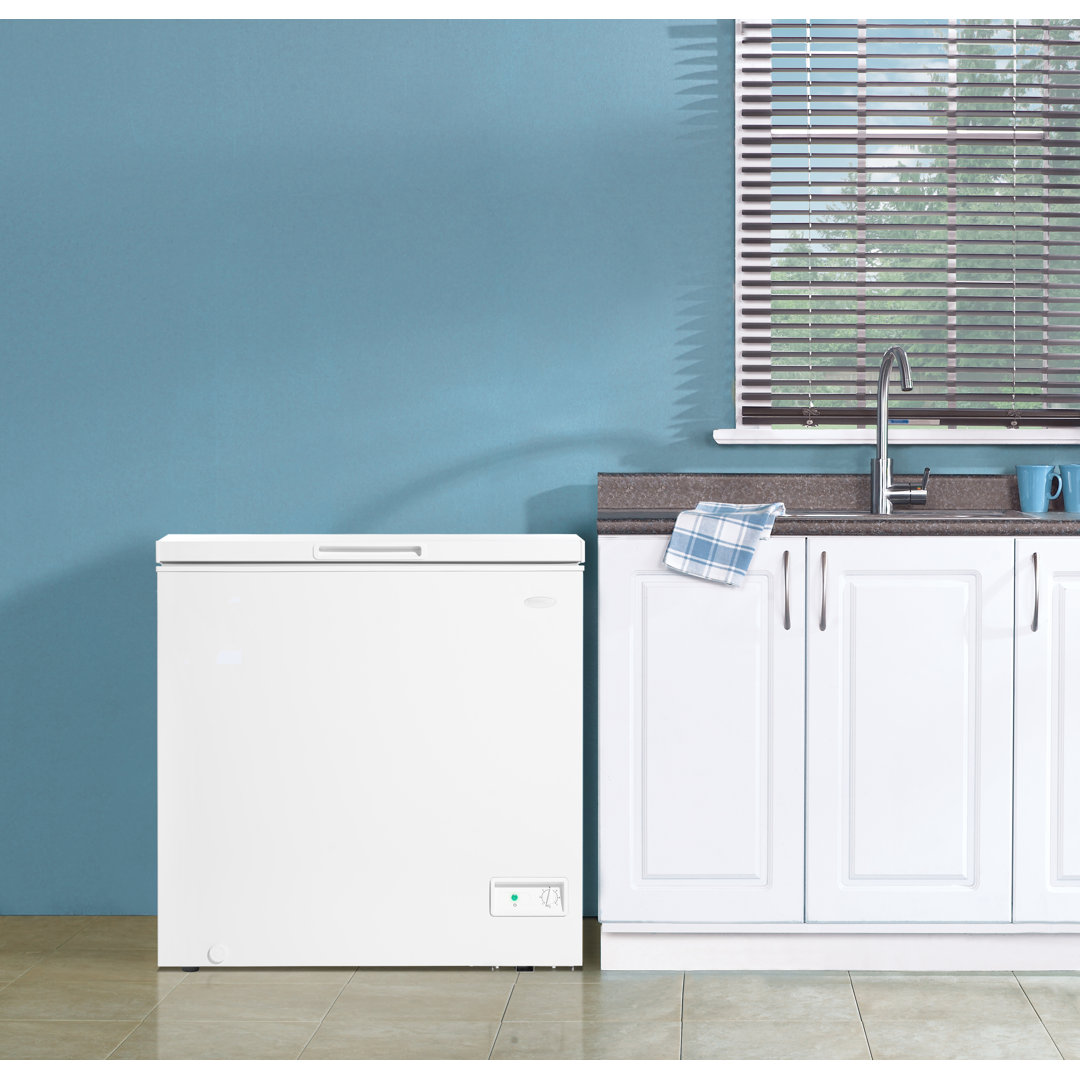 7 Cubic Feet Chest Freezer with Adjustable Temperature Controls Danby