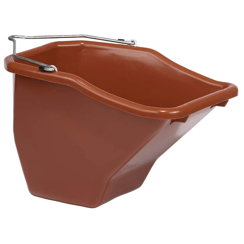 Feed Bucket, Large (14"), Large (80 cups / 640 fluid oz), Red