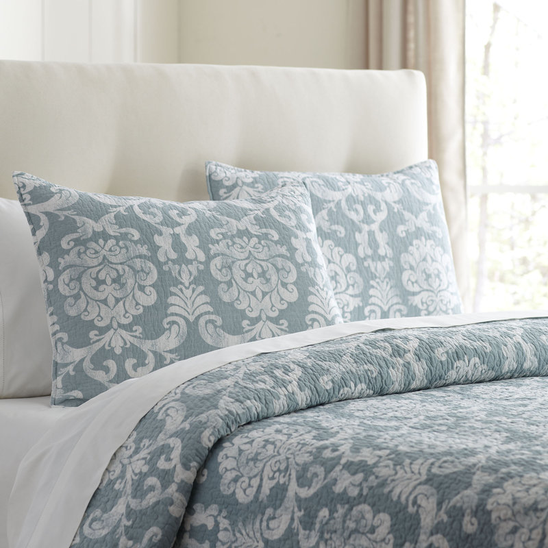 Mullane Bedding, Blue, Full/Queen Quilt 