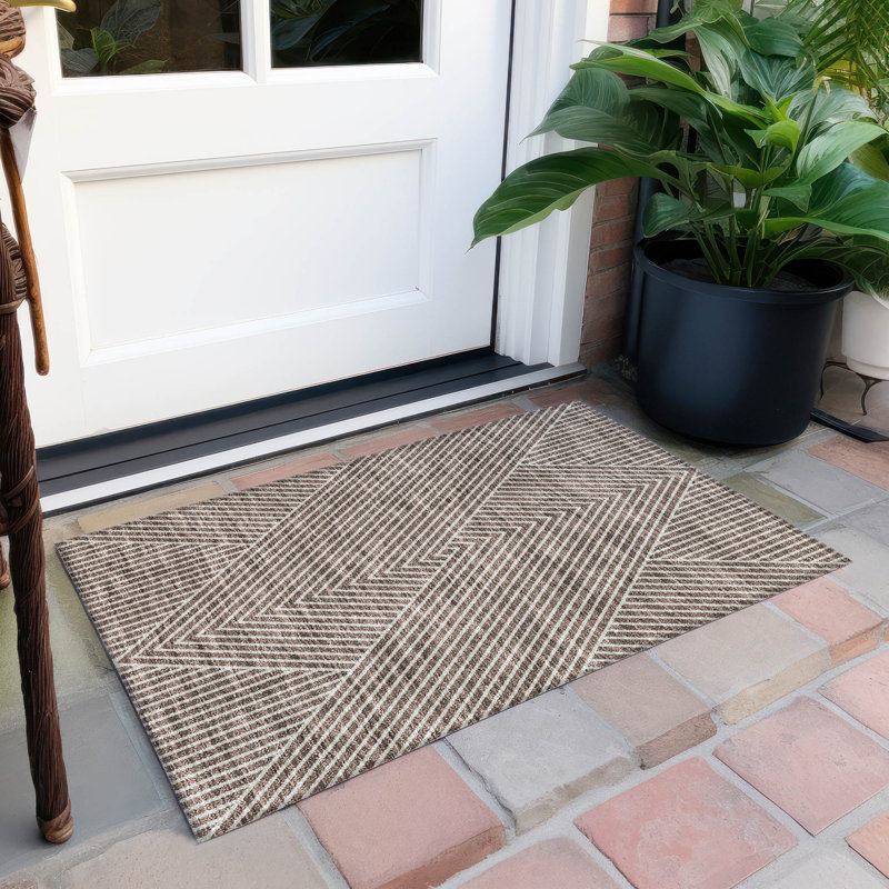 Tapis Pentagia, Rectangle 1 pi 8 po x 2 pi 6 po