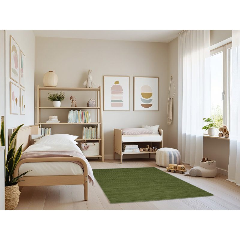 Machine Washable Solid Green Area Rug, Rectangle 4' x 6'