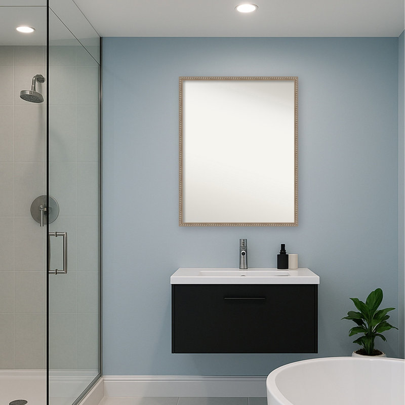 Miroir mural de salle de bain en bois Patrick, 23.25 in. W x 29.25 in. H, Argent Bradford