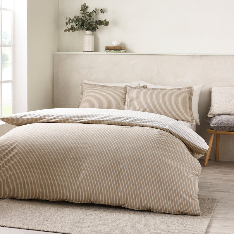 Oxford Pinstripe Reversible Duvet Cover Set, King Duvet Cover + 2 Standard Pillowcases, Natural