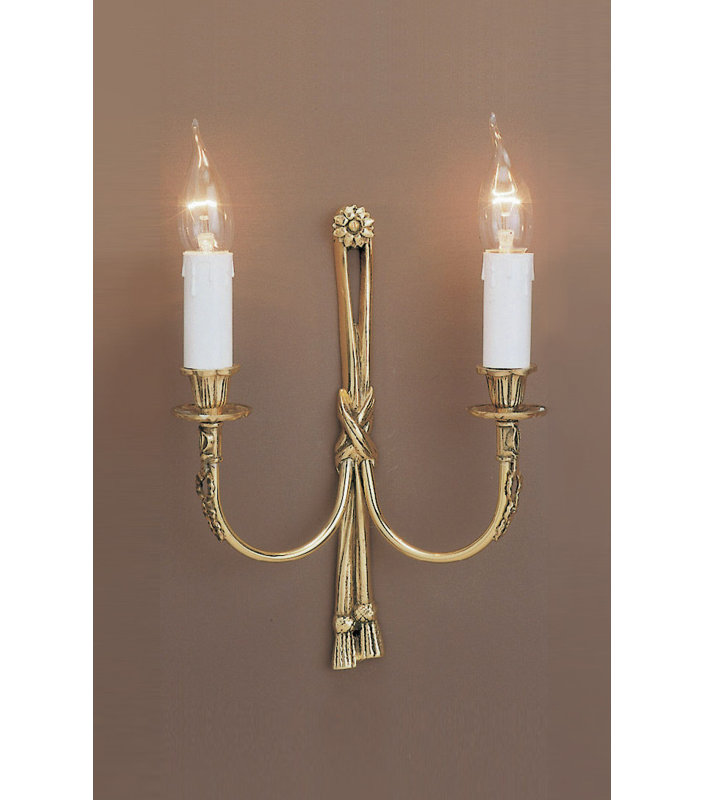 Ilyan Candle Wall Light