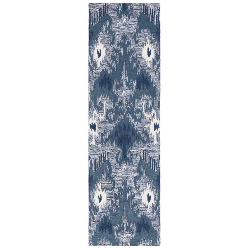 Tapis bleu / ivoire en laine / coton touffeté à la main Ikat, Tapis de couloir 2 pi 3 po x 8 pi
