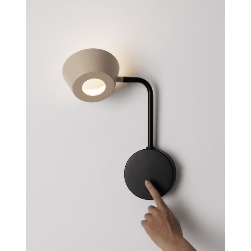 Vada 1 - Light LED Armed Sconce, Oatmeal